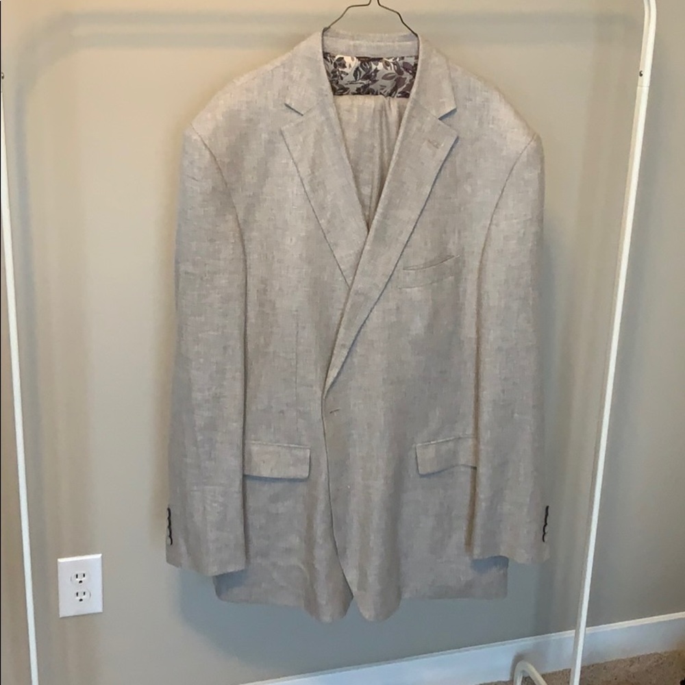 Oak hill suit